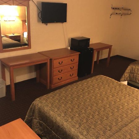 Deluxe Inn Lawton Esterno foto