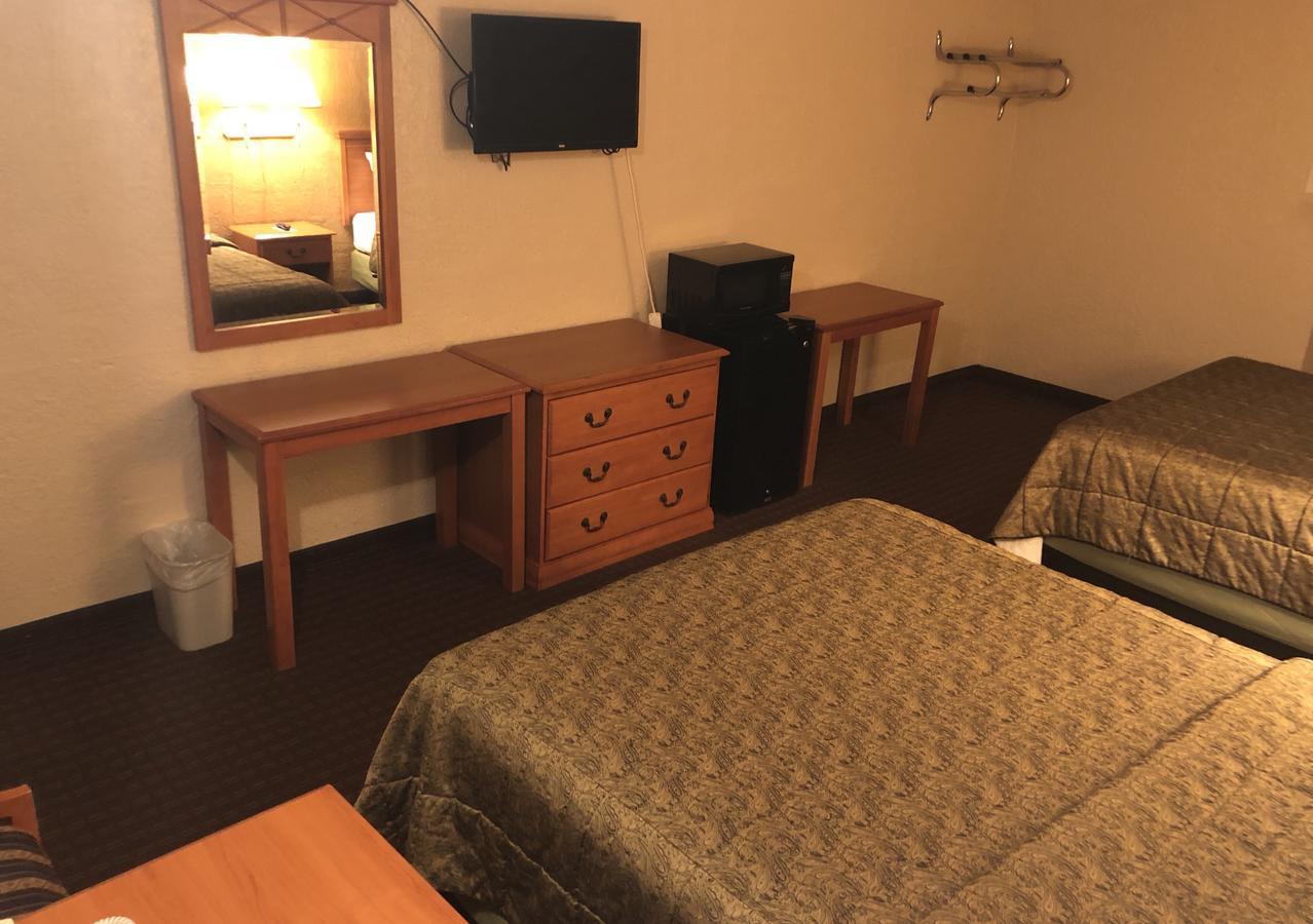Deluxe Inn Lawton Esterno foto